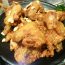【新大久保】今話題の韓国風フライドチキン、丸々1羽の山盛りサイズなのでみんなでシェアして食べてみて！